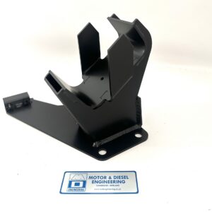 ANR2868, Standard Land Rover RH 300 Tdi Engine Mounting Bracket - New